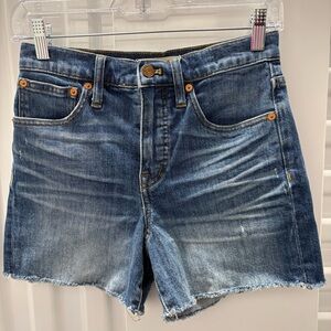 Madewell high-waist cut-off raw hem denim shorts Size 24
